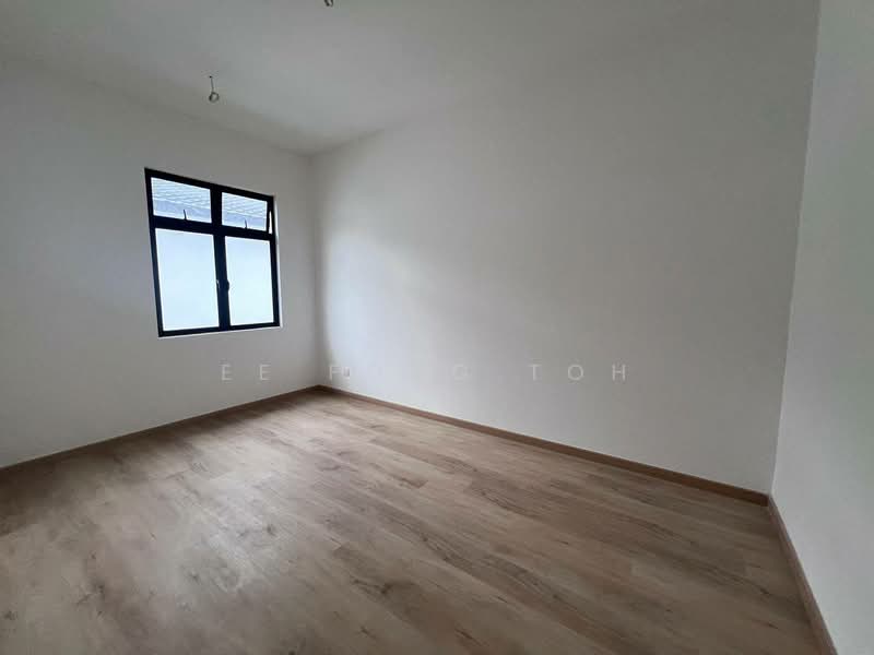 2-storey Terraced House for Sale in Taman Bukit Kaze (Ulu Tiram) - Ee Fong Toh - PropertyGuru.com.my
