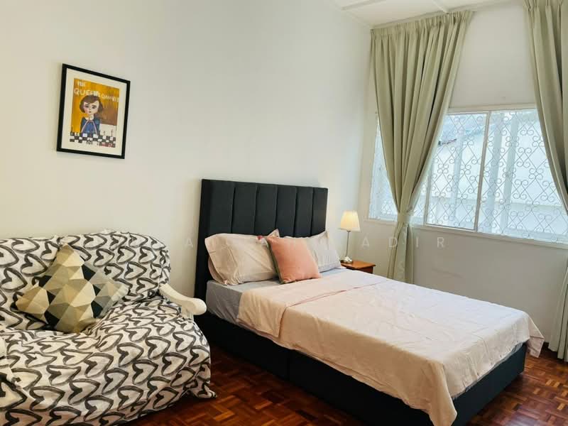 Bungalow for Sale in Taman Seputeh (Seputeh) - Zubaidah Kadir - Bedroom - PropertyGuru.com.my
