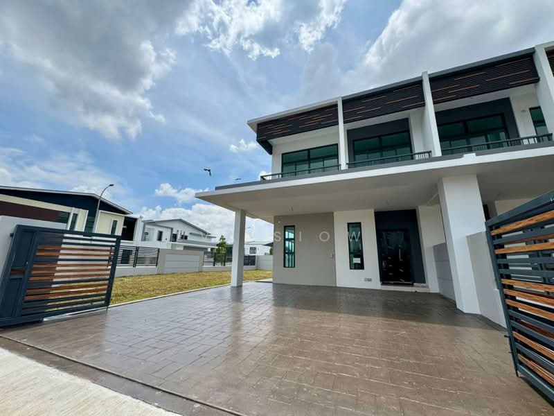 Cluster House for Sale in Johor Bahru (Johor) - Eva Siow - Exterior - PropertyGuru.com.my