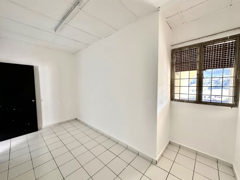 Apartment for Sale at Tasik Heights Apartment - Fauran Nawawi - PropertyGuru.com.my