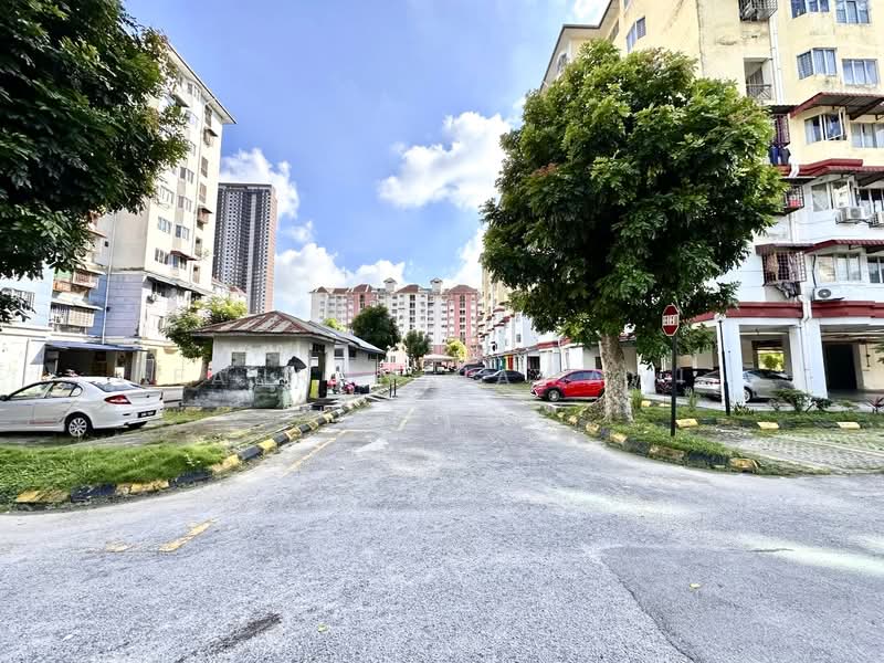 Apartment for Sale at Tasik Heights Apartment - Fauran Nawawi - PropertyGuru.com.my