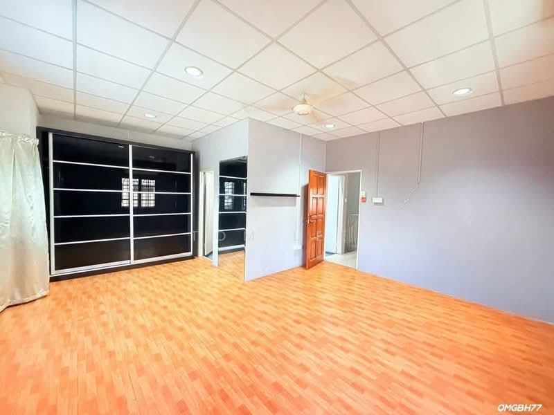 2-storey Terraced House for Sale in Taman Bayu Perdana (Klang) - Tom Lee - PropertyGuru.com.my