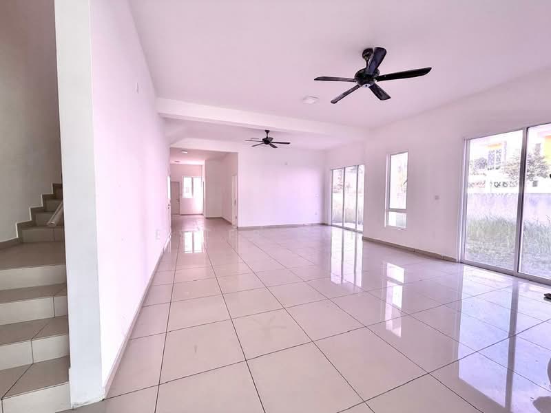 Rumah Teres 2-Tingkat untuk Dijual di Seremban (Negeri Sembilan) - Ester Poh. - Living Room - PropertyGuru.com.my