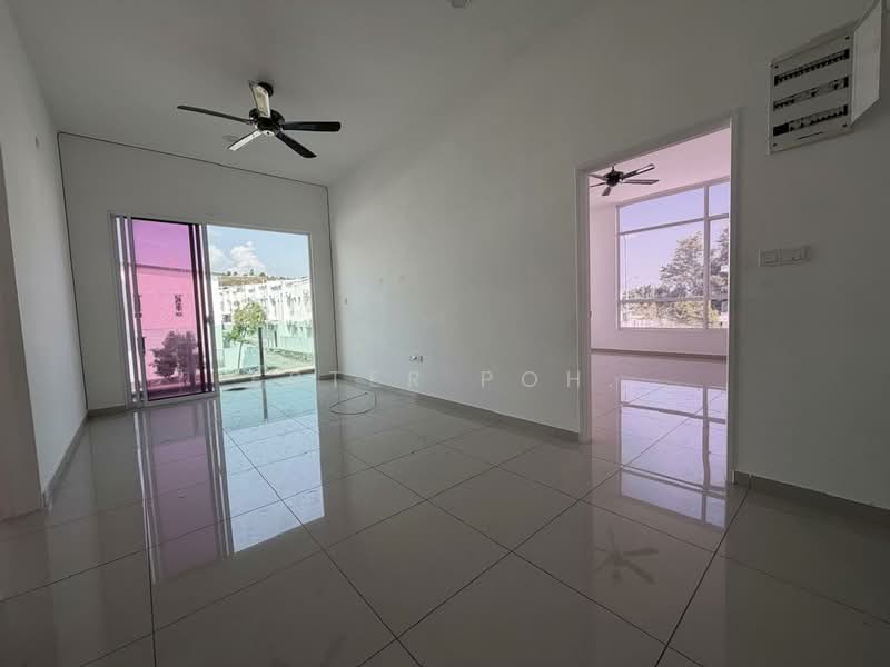 Rumah Teres 2-Tingkat untuk Dijual di Seremban (Negeri Sembilan) - Ester Poh. - Living Room - PropertyGuru.com.my