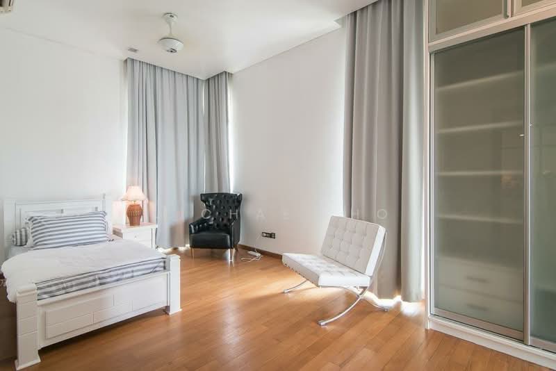 Kondominium untuk Disewa di The Pearl KLCC - Michael Ho - Bedroom - PropertyGuru.com.my
