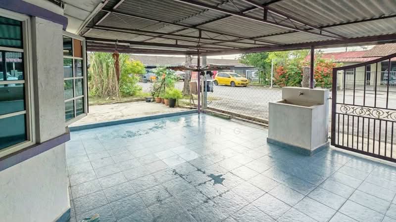 Rumah Teres 1 Tingkat untuk Dijual di Klang (Selangor) - HS Ong - Car Porch - PropertyGuru.com.my