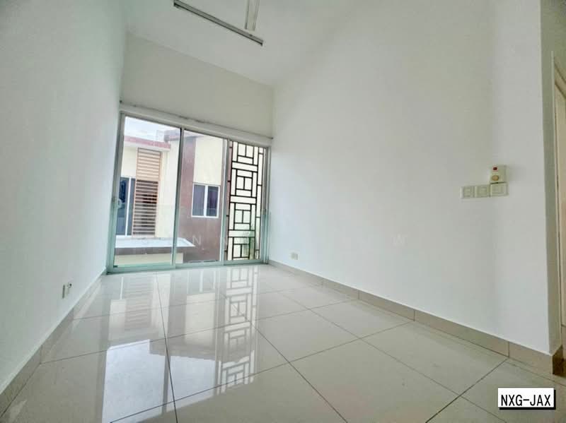 Semi-Detached House for Sale in Setia Damai (Setia Alam) - Jennie Chew - Interior - PropertyGuru.com.my