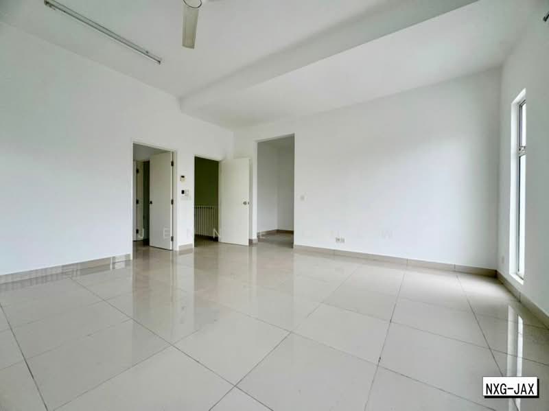 Semi-Detached House for Sale in Setia Damai (Setia Alam) - Jennie Chew - Living Room - PropertyGuru.com.my