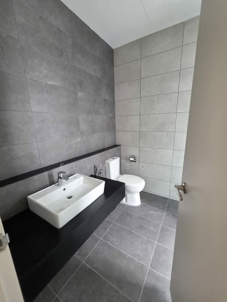 2-storey Terraced House for Sale in Telok Panglima Garang (Selangor) - Elyn Soo - Bathroom - PropertyGuru.com.my