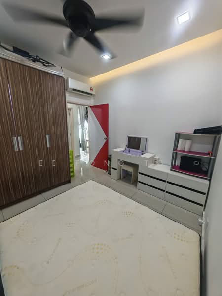 Service Residence for Sale at Seasons Amara Larkin - Ee Fong Toh - Bedroom - PropertyGuru.com.my