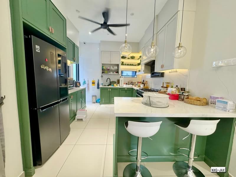 Semi-Detached House for Sale in Setia Alam (Selangor) - Jennie Chew - Kitchen - PropertyGuru.com.my