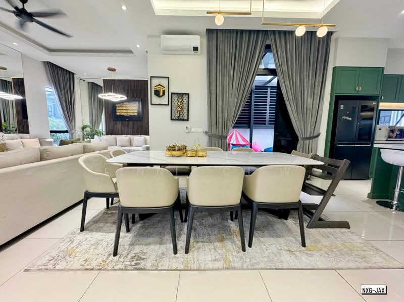 Semi-Detached House for Sale in Setia Alam (Selangor) - Jennie Chew - Living Room - PropertyGuru.com.my