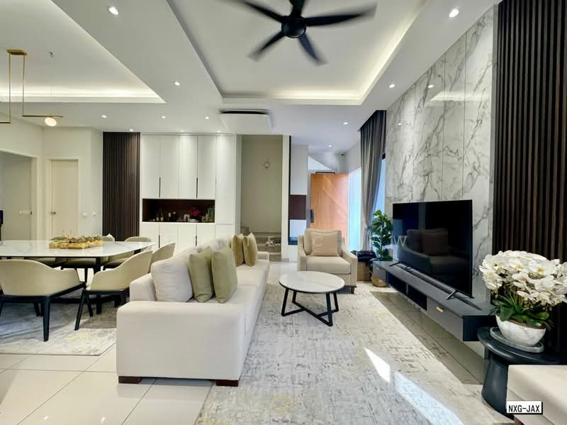 Semi-Detached House for Sale in Setia Alam (Selangor) - Jennie Chew - Living Room - PropertyGuru.com.my