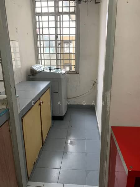 Rumah Flat untuk Dijual di Rumah Pangsa Permas Jaya - Ethan Gan - PropertyGuru.com.my