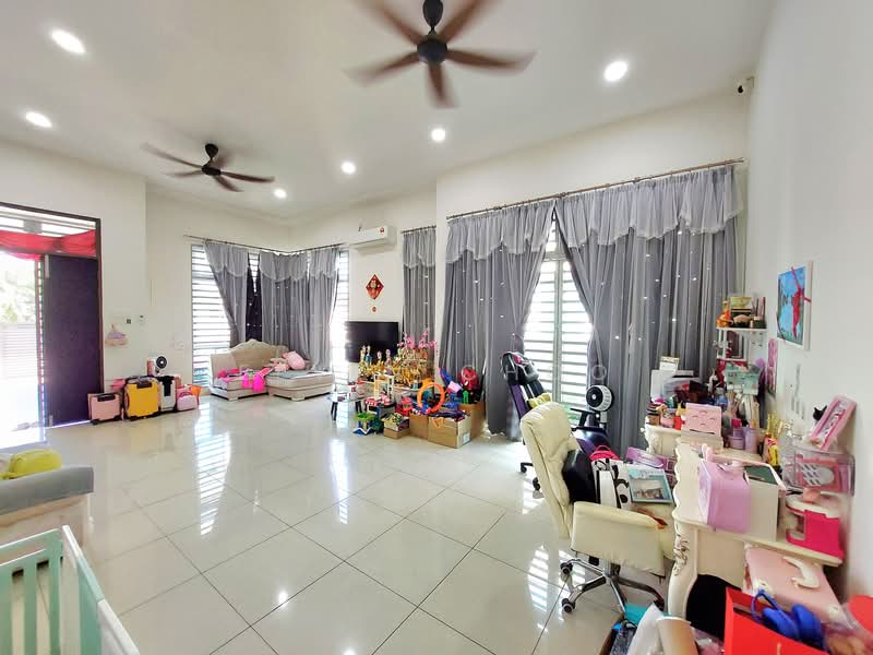 Rumah Banglo untuk Dijual di Taman Desa Impian (Bukit Mertajam) - Elvin Choo - Living Room - PropertyGuru.com.my