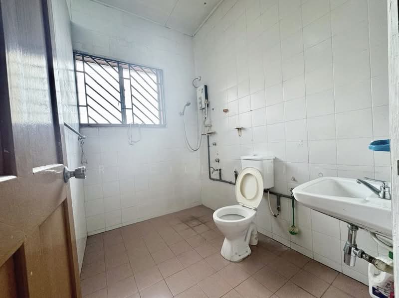 Bungalow for Rent in Taman Stulang Laut (Johor Bahru) - Priscillia Lim - PropertyGuru.com.my