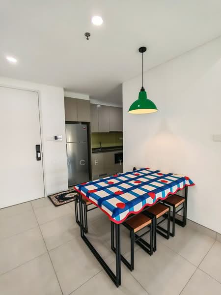 Servis Apartment untuk Disewa di Ativo Suites @ Damansara Avenue - Joyce Tiong - Dining Room - PropertyGuru.com.my