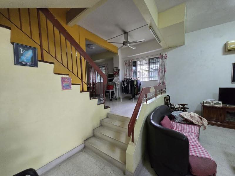 2-storey Terraced House for Sale in Taman Overseas Union (Taman Oug) (Jalan Klang Lama (Old Klang Road)) - James Thong - Living Room - PropertyGuru.com.my