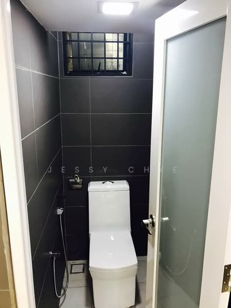 Pejabat untuk Disewa di Fraser Business Park (Kuala Lumpur) - Jessy Chye - Bathroom - PropertyGuru.com.my