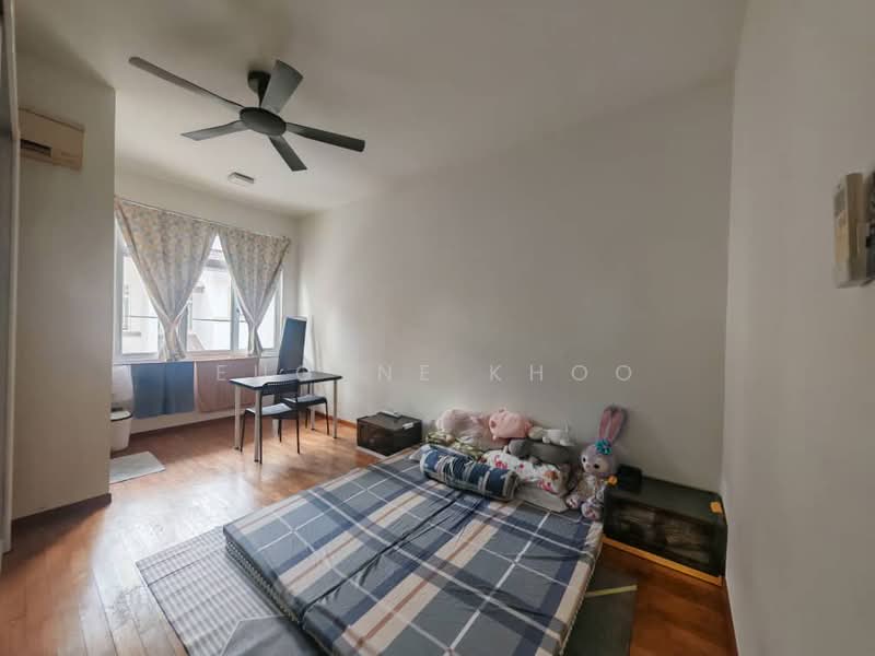Rumah Teres 2 Tingkat untuk Dijual di Taman Molek (Johor Bahru) - Eugene Khoo - PropertyGuru.com.my