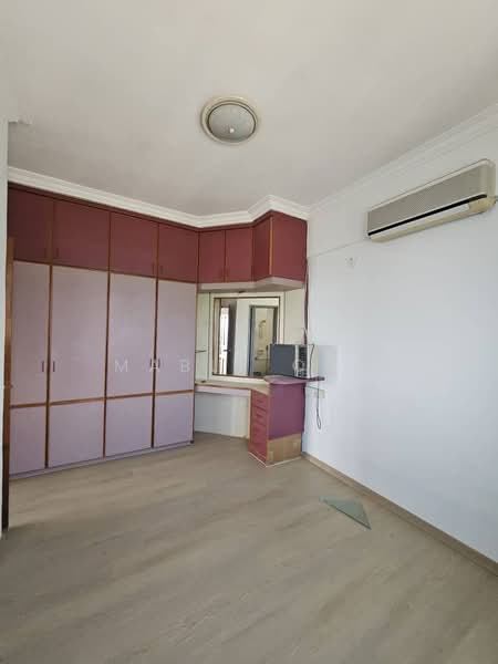 Pangsapuri untuk Dijual di Greenlane Heights Block B - Mable Ong - Bedroom - PropertyGuru.com.my