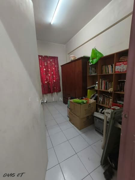 Pangsapuri untuk Dijual di Prima Bayu Apartment - Elaine Tan - Bedroom - PropertyGuru.com.my
