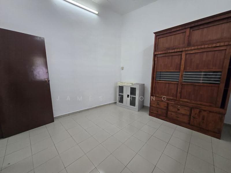 1-storey Terraced House for Sale in Taman Shanghai (Jalan Klang Lama (Old Klang Road)) - James Thong - Interior - PropertyGuru.com.my