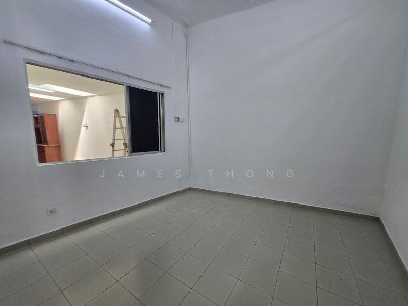 1-storey Terraced House for Sale in Taman Shanghai (Jalan Klang Lama (Old Klang Road)) - James Thong - Interior - PropertyGuru.com.my