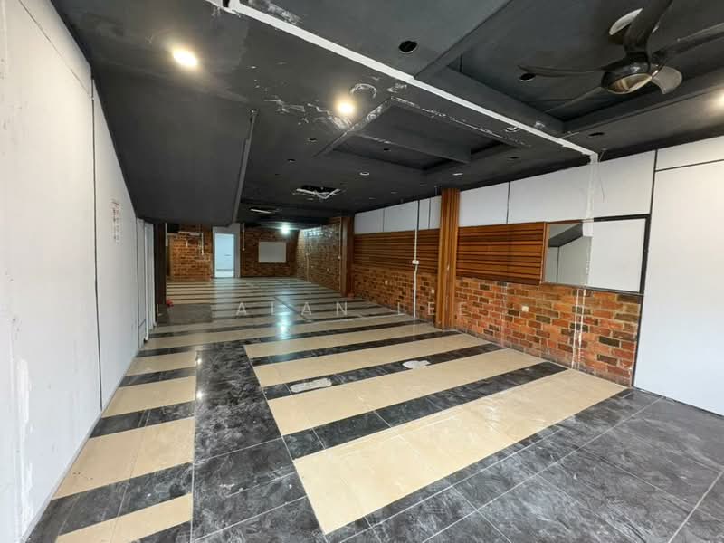 Shop for Rent in Ampang Jaya (Ampang) - Alan Lee - Interior - PropertyGuru.com.my