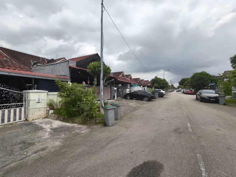 1-storey Terraced House for Sale in Bandar Uda Utama (Johor Bahru) - Jaz Lee - PropertyGuru.com.my