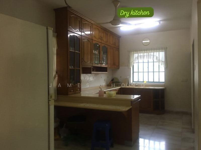 Rumah Berkembar untuk Dijual di Taman Overseas Union (Taman Oug) (Jalan Klang Lama (Old Klang Road)) - James Thong - Kitchen - PropertyGuru.com.my