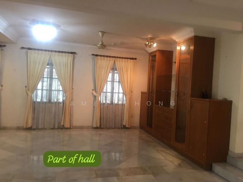 Rumah Berkembar untuk Dijual di Taman Overseas Union (Taman Oug) (Jalan Klang Lama (Old Klang Road)) - James Thong - Living Room - PropertyGuru.com.my
