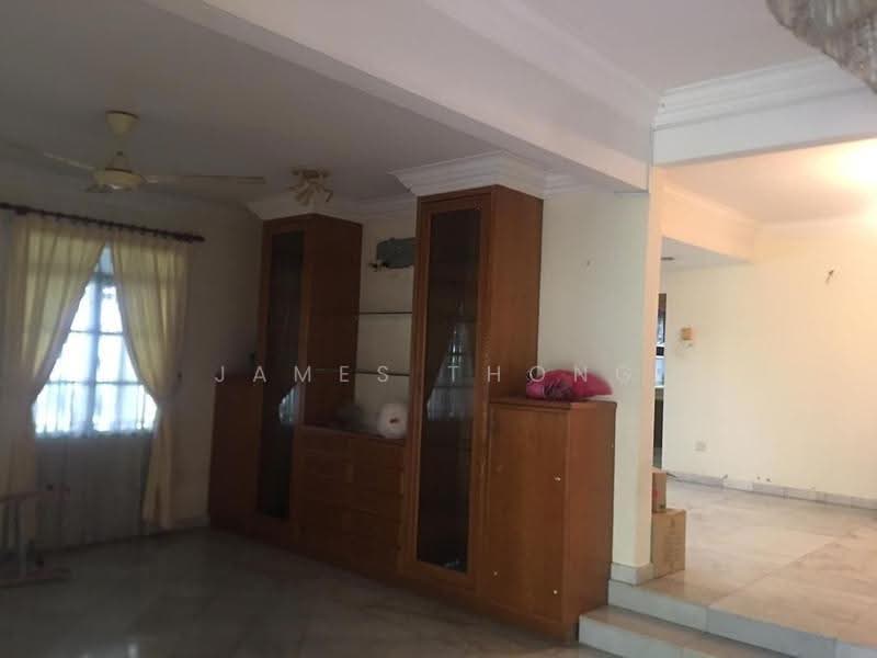 Rumah Berkembar untuk Dijual di Taman Overseas Union (Taman Oug) (Jalan Klang Lama (Old Klang Road)) - James Thong - Living Room - PropertyGuru.com.my