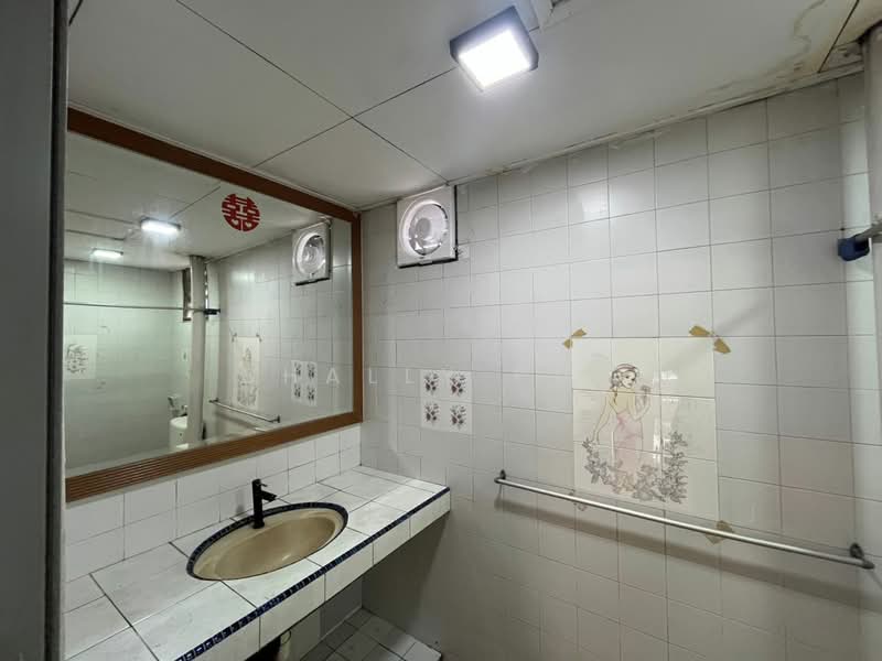 1.5-storey Terraced House for Rent in Puchong Perdana (Selangor) - Shally Pun - Bathroom - PropertyGuru.com.my