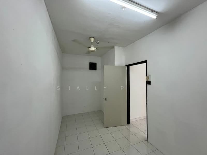 1.5-storey Terraced House for Rent in Puchong Perdana (Selangor) - Shally Pun - Interior - PropertyGuru.com.my