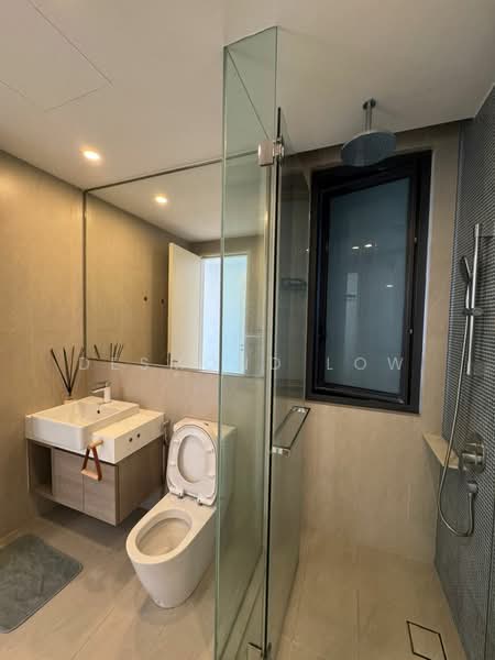 Servis Apartment untuk Disewa di ViiA Residences - Desmond Low - Bathroom - PropertyGuru.com.my