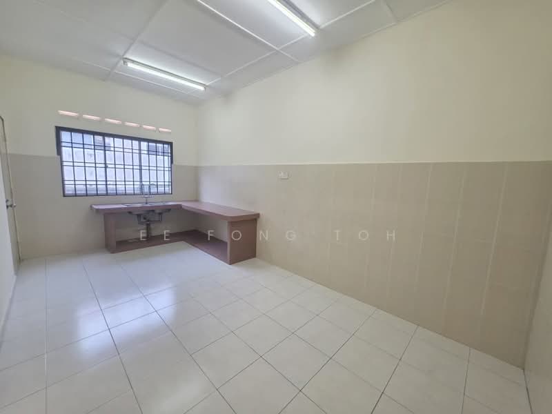 Rumah Teres 1 Tingkat untuk Dijual di Kangkar Pulai (Skudai) - Ee Fong Toh - Kitchen - PropertyGuru.com.my