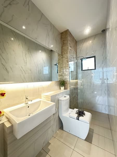 Servis Apartment untuk Dijual di Meldrum Heights (Residensi Meldrum) - Elsa Wong - Bathroom - PropertyGuru.com.my