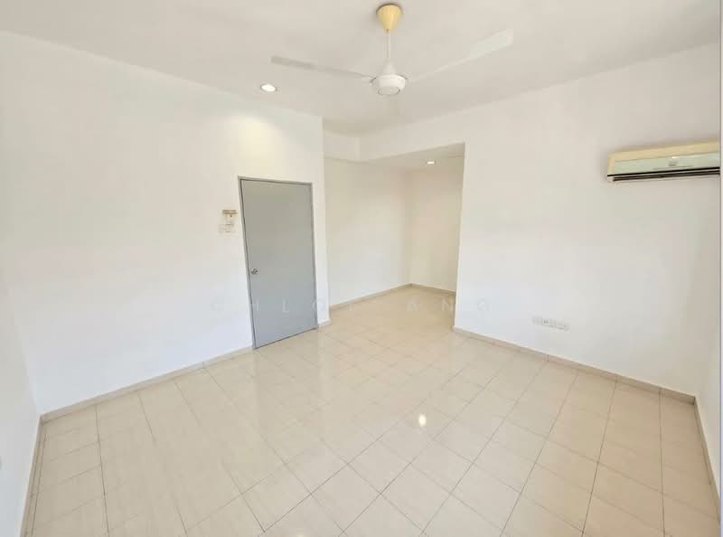 Rumah Teres 2 Tingkat untuk Dijual di Bukit Mertajam (Penang) - Chloe Ang - Living Room - PropertyGuru.com.my