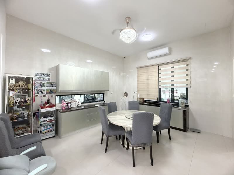 Semi-Detached House for Sale in Bandar Kinrara Seksyen 1 (Bandar Kinrara) - CK Yee - Dining Room - PropertyGuru.com.my