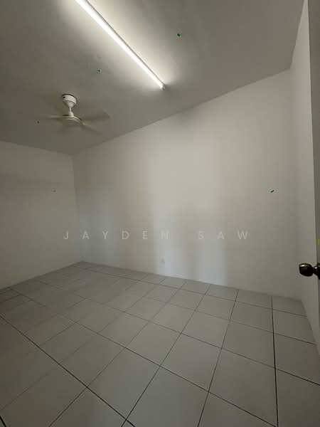 Condominium for Rent at Residensi Sateria - Jayden Saw - PropertyGuru.com.my