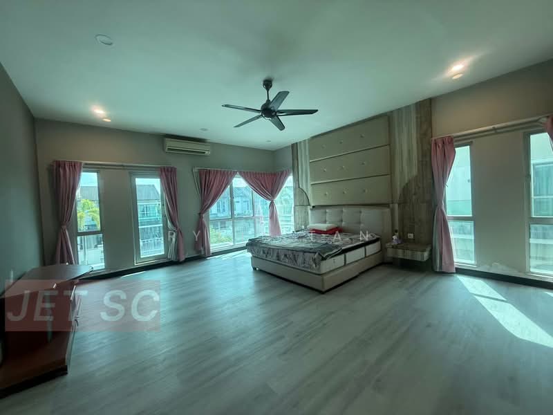Rumah Berkembar untuk Dijual di Bandar Botanic (Klang) - Rylin Tan - Bedroom - PropertyGuru.com.my