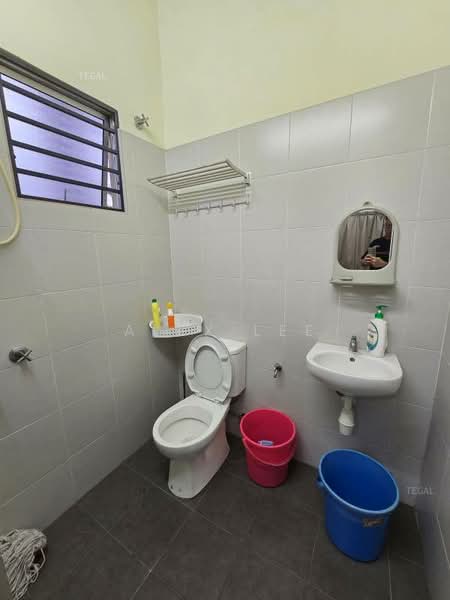 1-storey Terraced House for Sale in Klang (Selangor) - Alex Lee - Bathroom - PropertyGuru.com.my