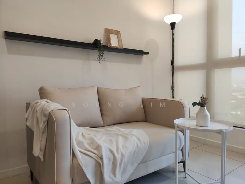 Servis Apartment untuk Disewa di Residential Suites @ HighPark - Soung Lim - Living Room - PropertyGuru.com.my