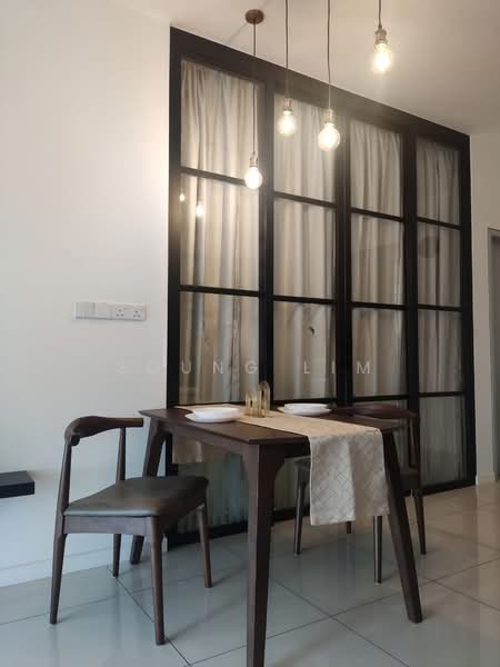 Servis Apartment untuk Disewa di Residential Suites @ HighPark - Soung Lim - Dining Room - PropertyGuru.com.my