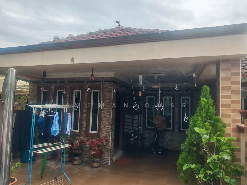 Rumah Teres 1 Tingkat untuk Dijual di Taman Medan (Petaling Jaya) - Hazeman Omar - Exterior - PropertyGuru.com.my