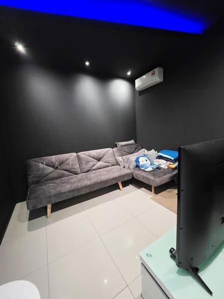 3-storey Terraced House for Sale in Ambang Botanic (Klang) - Matthew Lim - Living Room - PropertyGuru.com.my