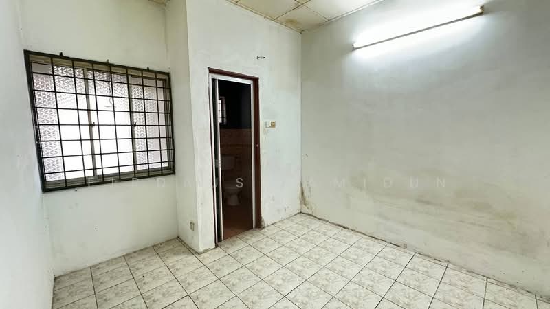 1-storey Terraced House for Sale in Bandar Tasik Kesuma (Beranang) - Firdaus Hamidun - PropertyGuru.com.my
