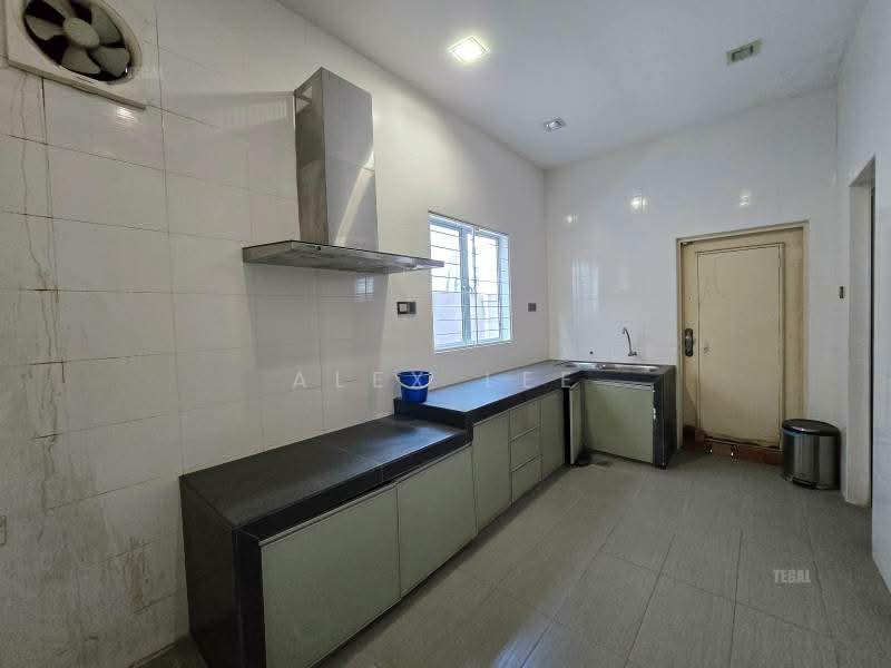 Rumah Berkembar untuk Dijual di Klang (Selangor) - Alex Lee - Kitchen - PropertyGuru.com.my