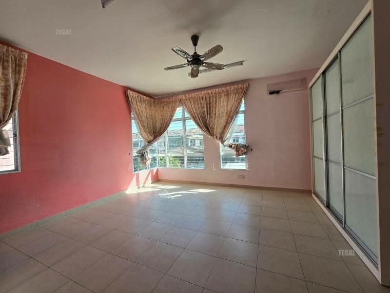 Rumah Berkembar untuk Dijual di Klang (Selangor) - Alex Lee - Bedroom - PropertyGuru.com.my